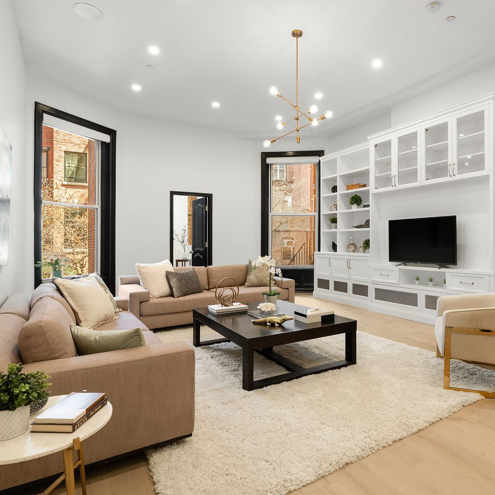 A stylish, bright NYC living room